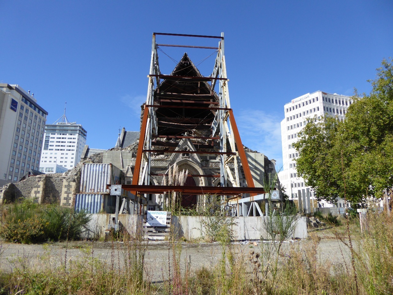 Christchurch Cathedral destroyed by earthquake